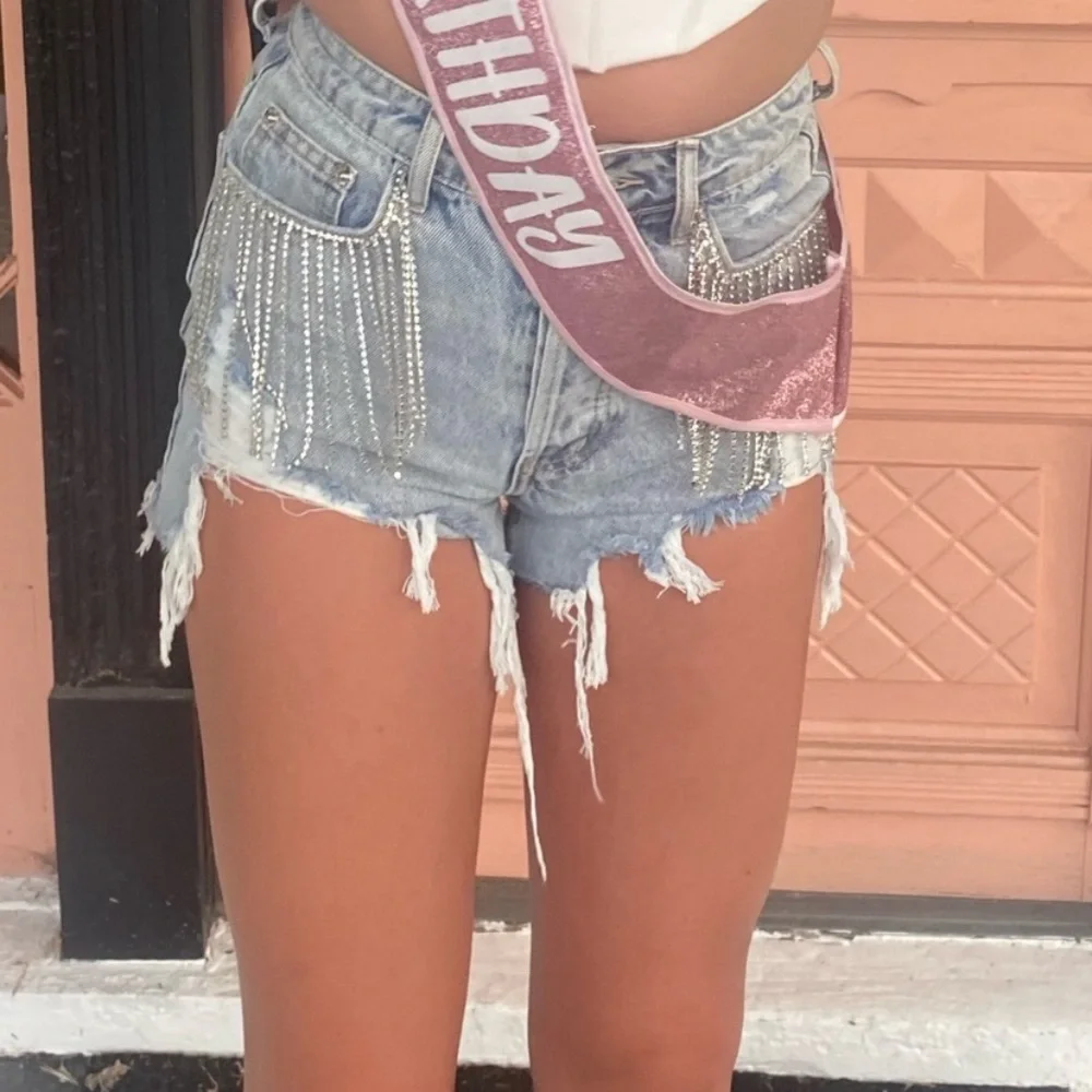 adika fringe shorts - Picture 1 of 3